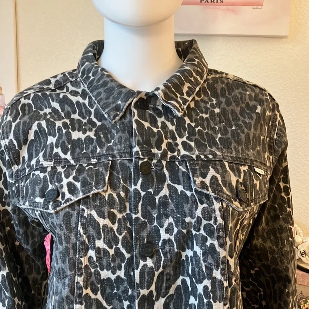 MOTHER Leopard Print Jean Jacket - Picture 3 of 13